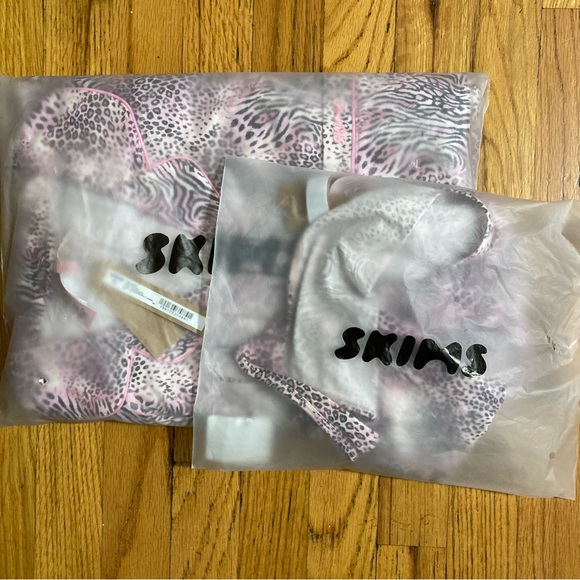 SKIMS Other - SKIMS Pajama Set Bundle L